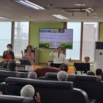 2023년 주야간보호서비스 어버이날 행사 이미지